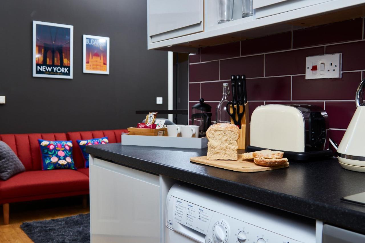 Delven House, Apartment 6 - Self Check-In, Self-Catering Serviced Apartment For East Midlands Airport Castle Donington Exterior photo